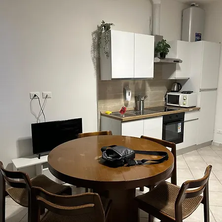 Apartment Precotto M1 - JCUBE HOTELLERIE-2