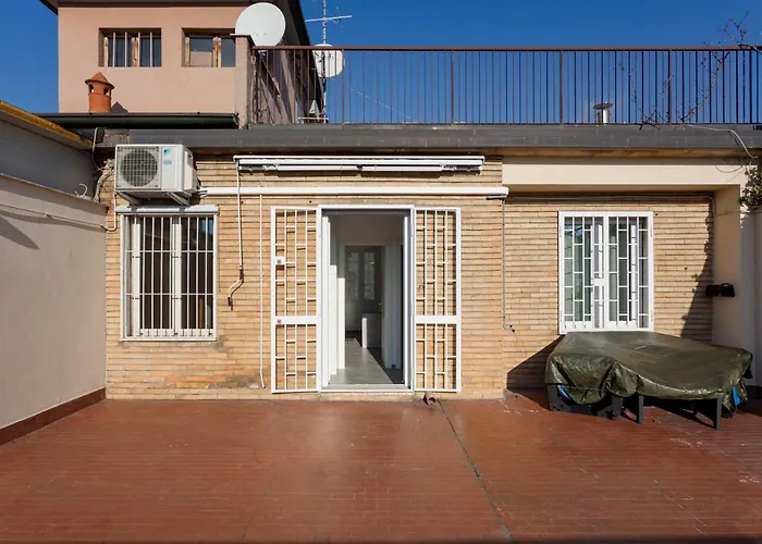 Amazing Terrace In Milan-Via Strambio Città Studi